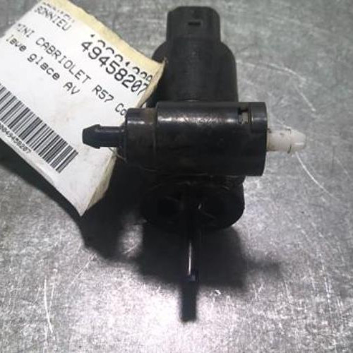 49458207-cc363e91-43de-4de8-897b-180cdc00c8f2-Piece-49458207-Pompe-lave-glace-avant-67128377987-MINI-MINI-2-R55-CLUBMAN-PHASE-1-BREAK-16i-16V-COOPE-1832e89721fda8368853274d87522e21eea5553c065535d62af0c4599a207116_m.jpg