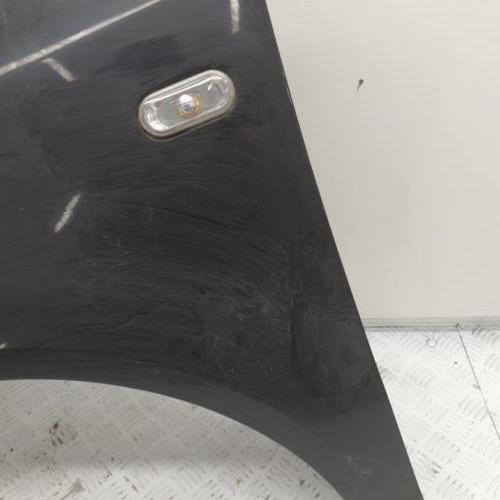 Piece-Aile-avant-gauche-5Z0821021H-VOLKSWAGEN-FOX-8ec2fd8f0d1344750e0580aed0ee781c620bf7de1b97aa42f574f3ec5ce987ee_mtn.jpg