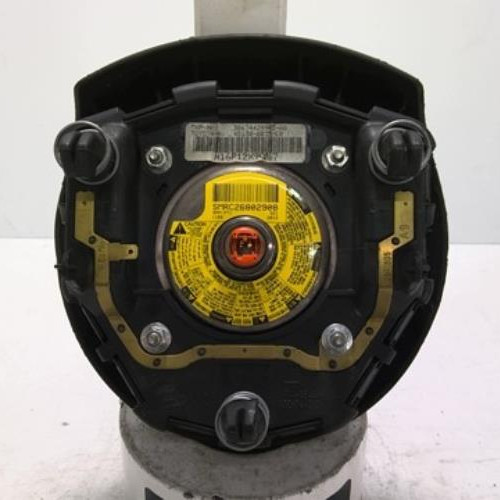49810464-af467094-7a57-49d0-9d95-e5f1a4e19f9c-Piece-49810464-Airbag-739600D111-TOYOTA-YARIS-3-PHASE-1-13i-16V-e2ad7e5a76273626d2317a3d80f028e612986814153fbd6f7289fbdd03a06e0d_m.jpg