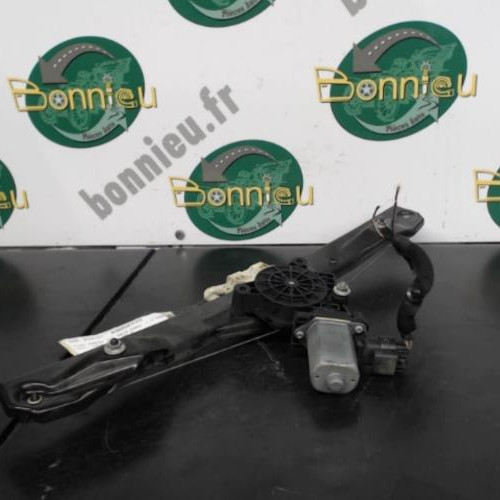 Moteur leve vitre avant droit