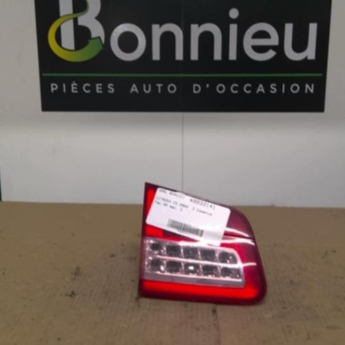 Piece-Feu-arriere-secondaire-gauche-%28feux%29-CITROEN-C5-2-2.0i--16V-b2088c4fbc7fd9226e1a5586636fdbe3c92acdcaec1320434bd85deda2697765_mtn.jpg