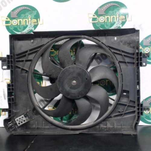 Piece-Ventilateur-eau-RENAULT-CLIO-IV-Expression-Essence-fc306cb254b88f70648b6cdacfb6be86399161697e9a6fe7b0d755c1d46c3157_mtn.jpg