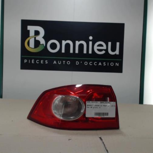Piece-Feu-arriere-principal-gauche-%28feux%29-RENAULT-LAGUNA-2-PHASE-2-1.9-DCI--8V-TURBO-de00b0b2c78814e3b9f8b2f9943ac3ee21677e4b0a17d372a30700ae2c0db70e_mtn.jpg