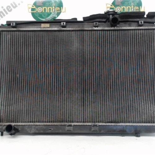 Piece-Radiateur-eau-HYUNDAI-SANTA-FE-II-2006-Diesel-3c699c6bab9d5e9a25eccaac1c1c60ea1657a23b83f1356e936a7e2c1310e84e_mtn.jpg