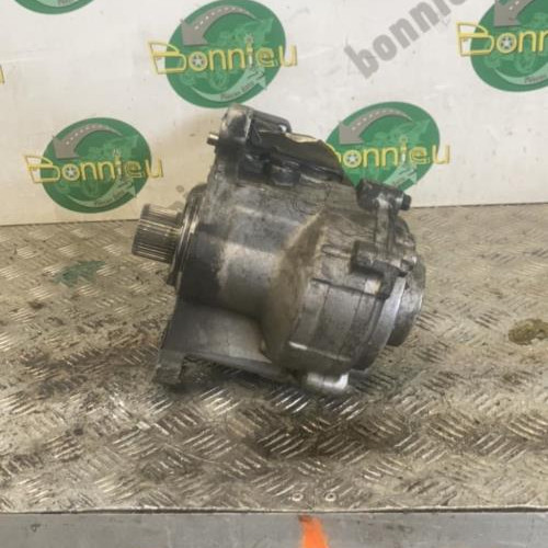Piece-Boite-de-transfert-PEUGEOT-4007-Confort-pack-8fe81c46d70a0af8fd7184b7fc99008df8671dc0d7a3b93665430daeaf10bbec_mtn.jpg