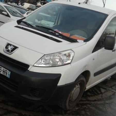 Vehicule-PEUGEOT-EXPERT-III-FOURGON-2-2008-3575d3e3e54c0e83e4576a93188df89d9e84bae4005a703dc470a334b3f9af81.jpg