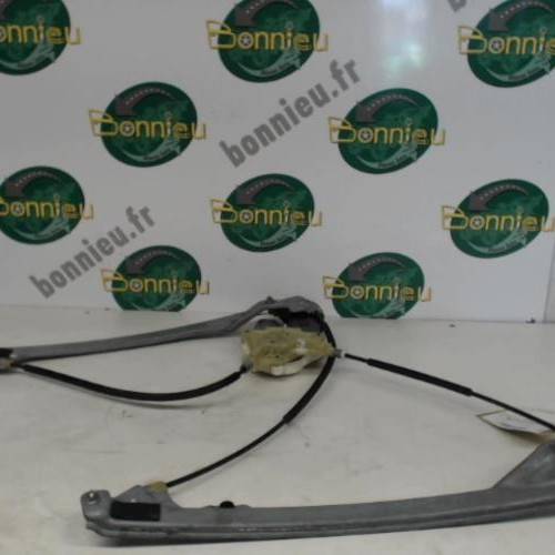 Moteur leve vitre avant droit