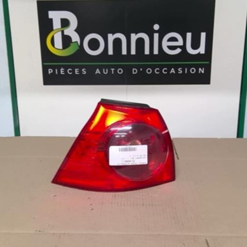Piece-51469511-Feu-arriere-principal-gauche-VOLKSWAGEN-GOLF-5-1.9-TDI--8V-TURBO-5dafef4cf1c74655527e217346b1c443b203f1e7187763dd6e84c9b8421605bd_mtn.jpg
