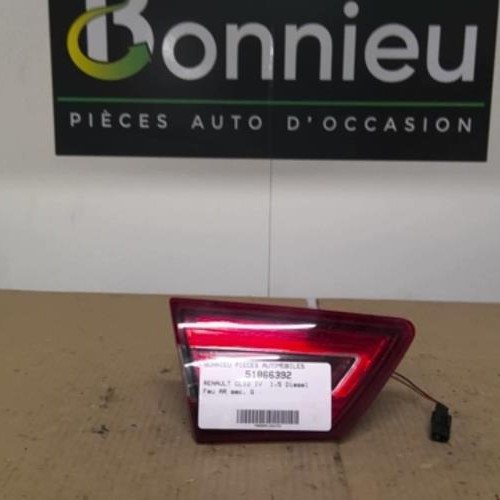 Feu arriere secondaire gauche (feux)