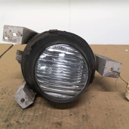 Piece-5192267-Anti-brouillard-droit-OPEL-AGILA-A-Essence-35baae73993fb5abf5184cb008ac834a2d736dc20277078ec5eadec4e4ecaf30_mtn.jpg