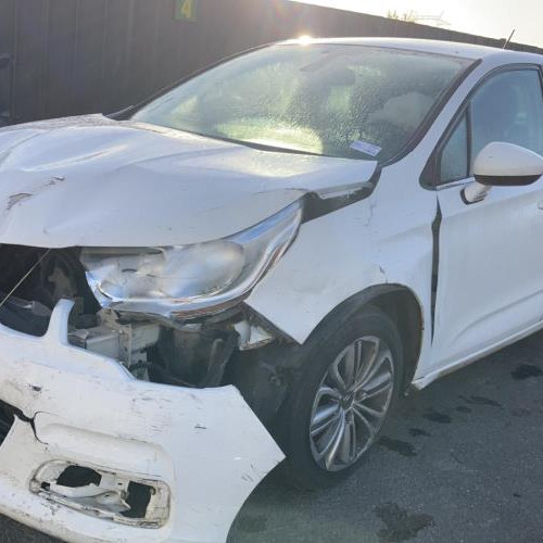 Vehicule-CITROEN-2013-8b7207e92729613d96646451e07452ea554c11f7cd2cd2fa73c8f8068e2c376d_mtn.jpg