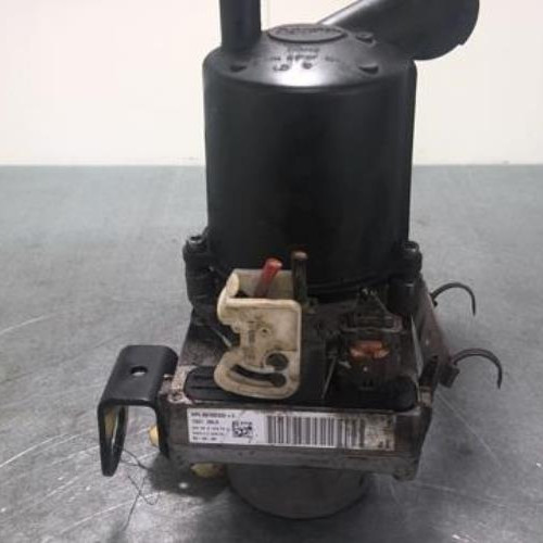 52273215-17bc1a90-5de9-4f47-89d4-63a13dc1e927-Piece-52273215-Pompe-de-direction-1629092180-CITROEN-C4-2-PHASE-1-16-HDI-8V-TURBO-e933beb5e03d288dc91f3c352652d160f18069c1bd317e5761d4596b9b76b5a0_m.jpg