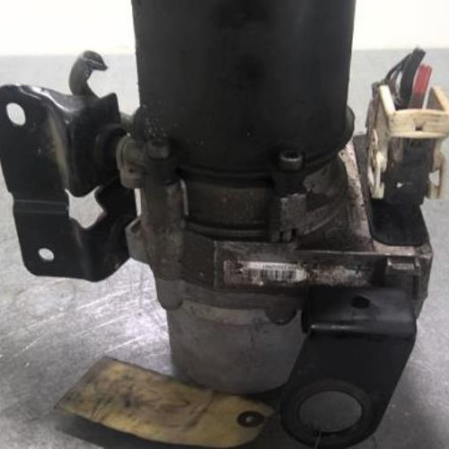 52273215-067ed007-348b-44ae-b332-83d54275987f-Piece-52273215-Pompe-de-direction-1629092180-CITROEN-C4-2-PHASE-1-16-HDI-8V-TURBO-962845423c9e64603ae01b2c196d5e7254e0a9cb1444f1c3f5b143c91adafbec_m.jpg