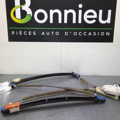 Moteur leve vitre avant droit