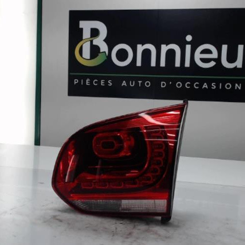 Piece-Feu-arriere-secondaire-droit-%28feux%29-VOLKSWAGEN-GOLF-6-2.0-TDI--16V-TURBO-91351c96badf1b84c5741fe640676a57642ffb94046a3dd31e10e2ceb33a3326_mtn.jpg