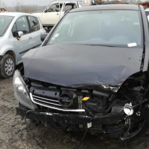 Vehicule-OPEL-ZAFIRA-B-PHASE-2-1-7-2010-93e66afc1a7d3db15e09869b0660af41290103a362132f8efb3e8331f838227a_mtn.jpg