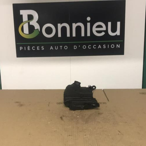 Piece-Fermeture-centralisee-arriere-droit-RENAULT-ZOE-773ad3e095ba31001fb79ed27a5bf17f99a6c270d1a77c36497e50754861ec6b_mtn.jpg