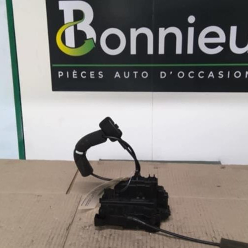 Piece-52801033-Fermeture-centralisee-arriere-gauche-RENAULT-GRAND-SCENIC-3-PHASE-3-1.5-DCI--8V-TURBO-949db3220bebe79a03e8a088092ef9c7f442ce2a8cf34f8448fdd65e3cd731d3_mtn.jpg