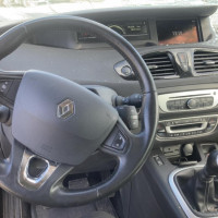 Vehicule-RENAULT-GRAND-SCENIC-3-PHASE-3-2016-ade7d83daad847d60570b7a56b7c287ce8386af70b55a727c8b70892f9c0375d.jpg