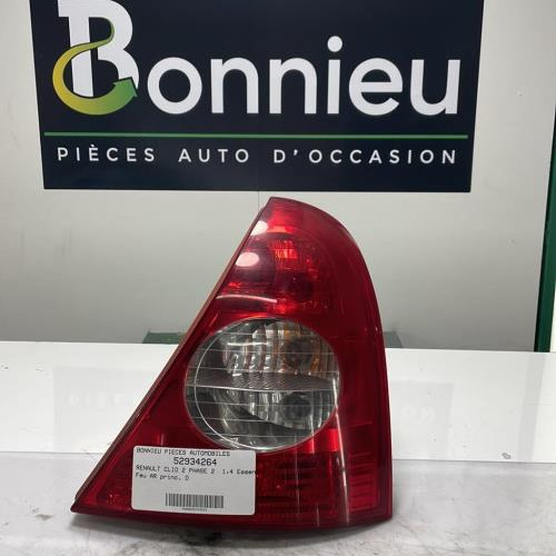 Piece-Feu-arriere-principal-droit-%28feux%29-RENAULT-CLIO-2-PHASE-2-912c9943dcfe47773312702582720a64aa4c6f2514b4dca979f1924768a1a141_mtn.jpg