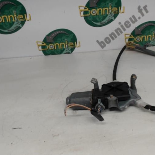 Moteur leve vitre avant droit