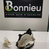 Piece-Fermeture-centralisee-avant-gauche-VOLKSWAGEN-GOLF-7-PHASE-1-d71c06de532f4a126181afd293fd11a915245a8a3bcbeb96d28fa1e80b2cdf91_mtn.jpg