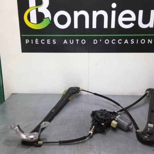 Moteur leve vitre avant droit