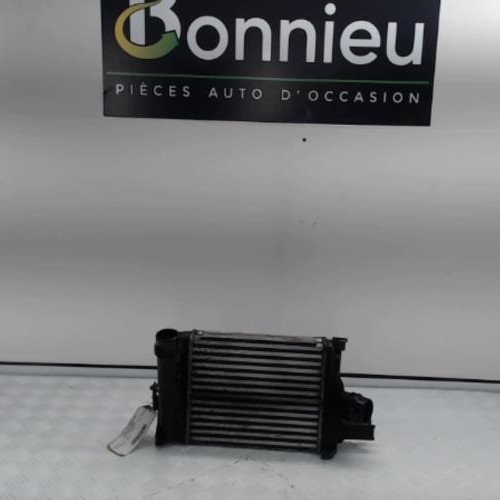 Piece-Echangeur-air-%28Intercooler%29-RENAULT-CLIO-4-PHASE-1-0.9i--12V-TURBO-TCE-90-da5b238b60fe01bf5956f4446f2dfccb4da06e3a849a31677b1d93bc26c3247e_mtn.jpg