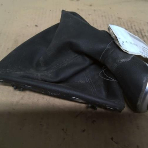 Piece-53563358-Pommeau-de-vitesses-BMW-SERIE-1-F20-PHASE-1-118d-2.0D--16V-TURBO-25ea1909a2fc923749defa43fe4eeae1344c036debf08df20c6f3bffa72cc323_mtn.jpg