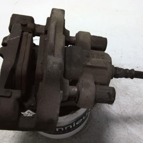 53563826-43fafd83-27a5-4e83-9ec4-7983aa81af9c-Piece-53563826-Etrier-arriere-droit-34216799462-BMW-SERIE-1-F20-PHASE-1-118d-20D-16V-TURBO-fdf992d60c74a3445314f60c187bf06ddffa6311c85c7ef1600b35b46befd50f_m.jpg