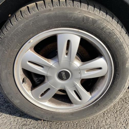 Vehicule-MINI-MINI-R50--R53-2003-a6f045078ec8c354046298f6de3b11f844558c48323a2d352dad62c0528e5046_mtn.jpg