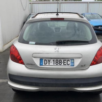 Vehicule-PEUGEOT-207-2006-c95183fb265b1f0419852d7ce71cff4e97a9609d5f6c633fe737e1f3d7143389_mtn.jpg