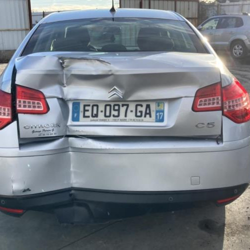 Vehicule-CITROEN-C5-2--4c90fbee9600245acaf8f2b22a8719da2a4e589f4bdf620f3c1a026c5147939d_mtn.jpg