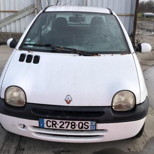 Vehicule-RENAULT-TWINGO-1-PHASE-3-2003-f2bb9f41fccff167d8f9ef5abab51a7d7fce6b2a090fa03ea089413128d66eac_mtn.jpg