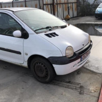 Vehicule-RENAULT-TWINGO-1-PHASE-3-2003-3f033470d0a20a9d17728340f321935b73e119d290cab1af73887bb012f1f490_mtn.jpg