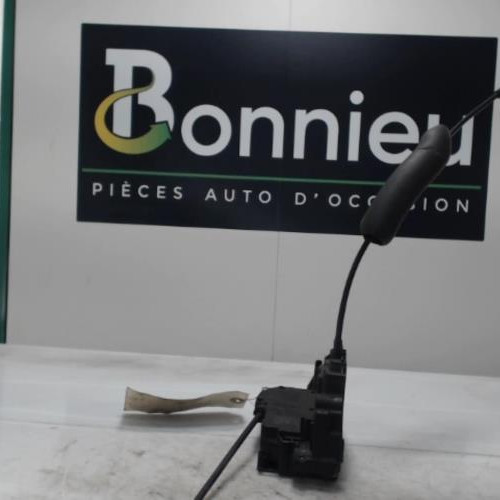 Piece-Fermeture-centralisee-arriere-gauche-RENAULT-MEGANE-3-PHASE-2-d26dbba2235a5ab855d6e73aa675dfe26add56fe0db37cb2886c72858c12df2f_mtn.jpg