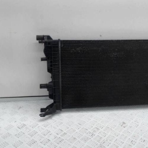 Piece-Radiateur-eau-RENAULT-MEGANE-3-PHASE-2-3a59b2cea3632637ec86ec0133ac3e1cd3799f261fb13b1330a41553fe7d94ac_mtn.jpg