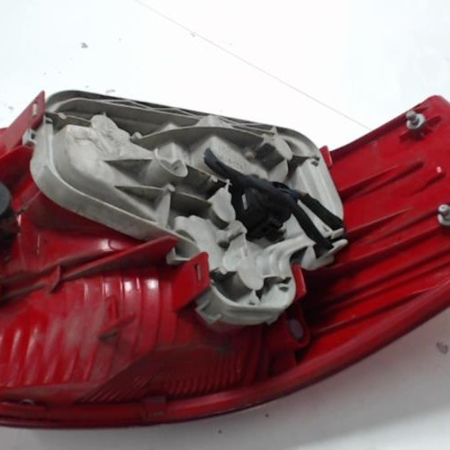 Piece-Feu-arriere-principal-droit-%28feux%29-AUDI-A3-2-PHASE-1-2.0-TDI--16V-TURBO-c4d689984014489c3f5e37daecbf12bb36c7ab93f796a5667a00ff35459933ff_mtn.jpg