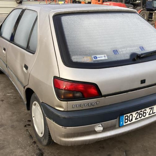 Vehicule-PEUGEOT-306-PHASE-1-1993-6281feacbf4a7c52039275d586a5c18797399d5e900e2565644687849cf70af0_mtn.jpg