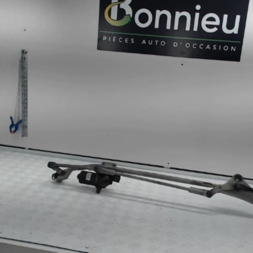 Moteur essuie glace avant