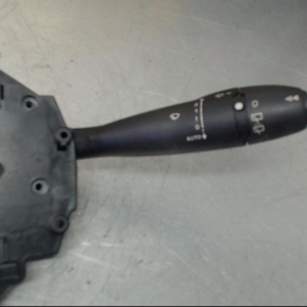 Piece-Commodo-CITROEN-C4-PHASE-1-Diesel-2ba3d9c19cc492bd156a566b891fa3f12739e85da440aeff074b176f248434a4.jpg