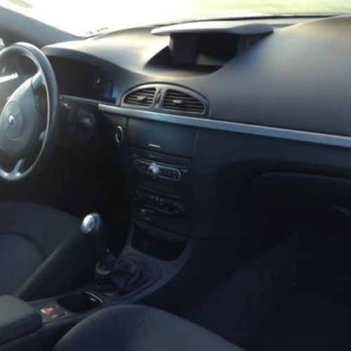 Vehicule-RENAULT-LAGUNA-II-PHASE-2-1-9-2007-16615a7dc62c5c3e1030207e7c657e67003660fbec864b29c1d405aa0694782e_mtn.jpg