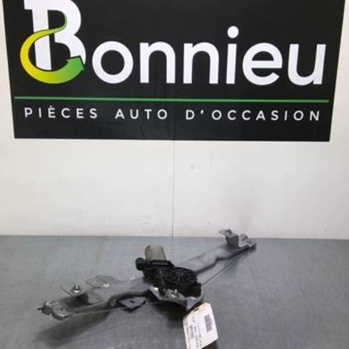 55631508-d5056fa5-24c8-46f3-87cd-ab5f85f1aa9e-Piece-55631508-Moteur-leve-vitre-avant-gauche-8200733829-DACIA-DUSTER-1-PHASE-1-15-DCI-8V-TURBO-1d977fc8ceebc52ea16beffd470dd00ad4fe452ef0575d3ff0a3087e3cf19aca_m.jpg
