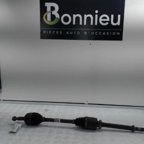 Vehicule-DACIA-DUSTER-Ambiance-2011-816e449e96f1de6144b946d50ec036b025cefe8b9d9f314d644f11fd5b18a235_mtn.jpg