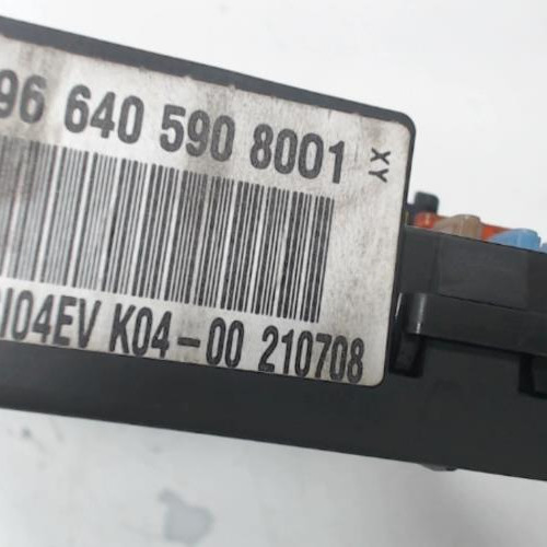 Piece-Boitier-BSI-PEUGEOT-407-PHASE-1-1.6-HDI--16V-TURBO-9bc58a02eb80df6ab69ebbb19d2f170a14fd5851e1cbab65a20dd93a2be7bd09_mtn.jpg