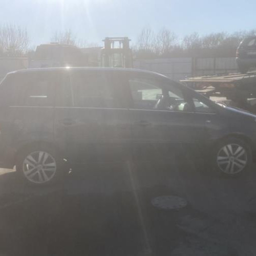 Vehicule-OPEL-ZAFIRA-B-PHASE-2-2008-19342265cdd9eeac72aa3880737cf1ca95e3b119bc2efe96c9750958ebb8c427_mtn.jpg