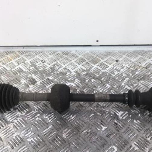 56437994-04e92093-9cca-4634-84d7-9fd9bae9f64b-Piece-56437994-Cardan-droit-8200534580-RENAULT-CLIO-2-PHASE-2-15-DCI-8V-TURBO-88303bc14a8e75ac519f76653da660d54efee2f9b2d9e7a4dcc36561dd689303_m.jpg