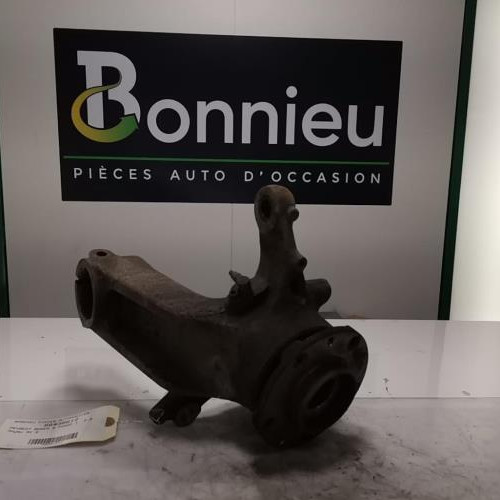 Piece-Moyeu-avant-gauche-PEUGEOT-BOXER-3-PHASE-1-5713e5447ff4187b2aa26473900cb58a67d92e43077eed66b6254f13e0ec923e_mtn.jpg