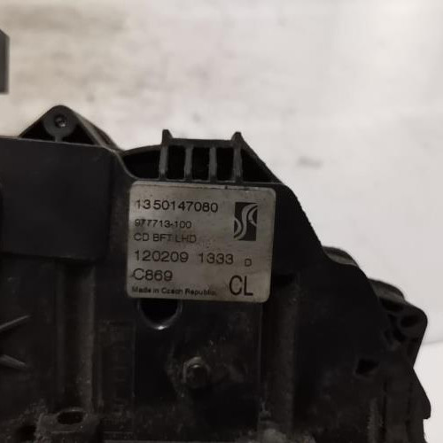 Piece-Fermeture-centralisee-avant-droit-PEUGEOT-BOXER-3-PHASE-1-5fa9d076055989e2d93f49a75b5aedfb6c78665d038cfc857db940b22eacfbd0_mtn.jpg