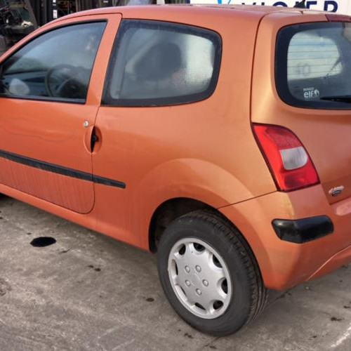 Vehicule-RENAULT-TWINGO-2-PHASE-1-2009-aada951f50f3f6b9178cff75a8e04807c1a08ce32ea08f3e8b4815bcdf83ee58_mtn.jpg